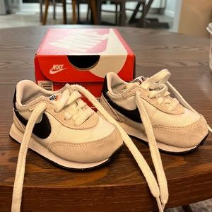 Nike waffle trainer 2